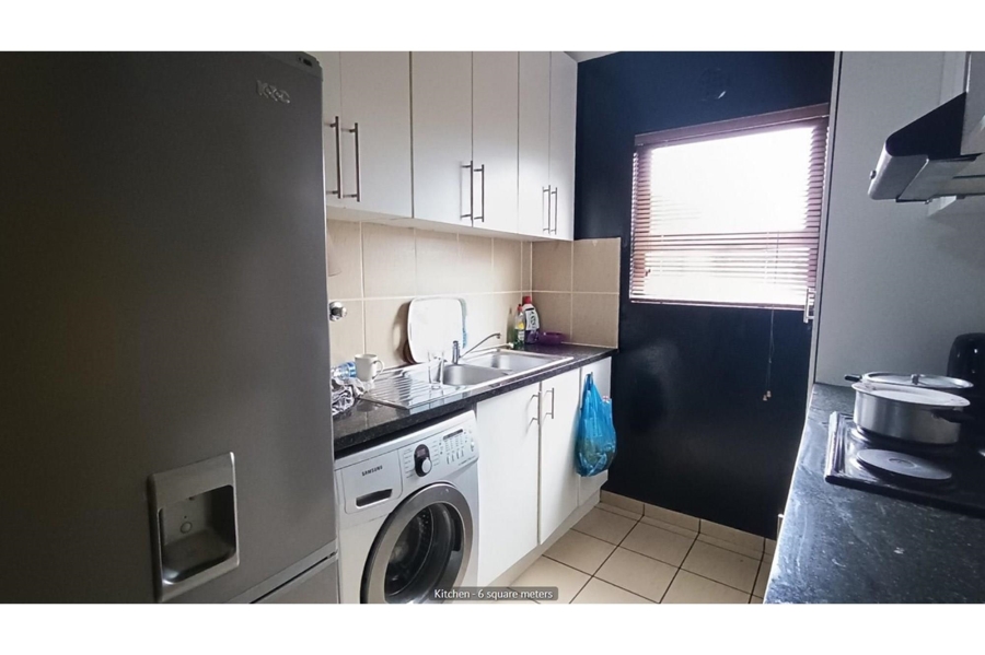 2 Bedroom Property for Sale in Parklands Western Cape